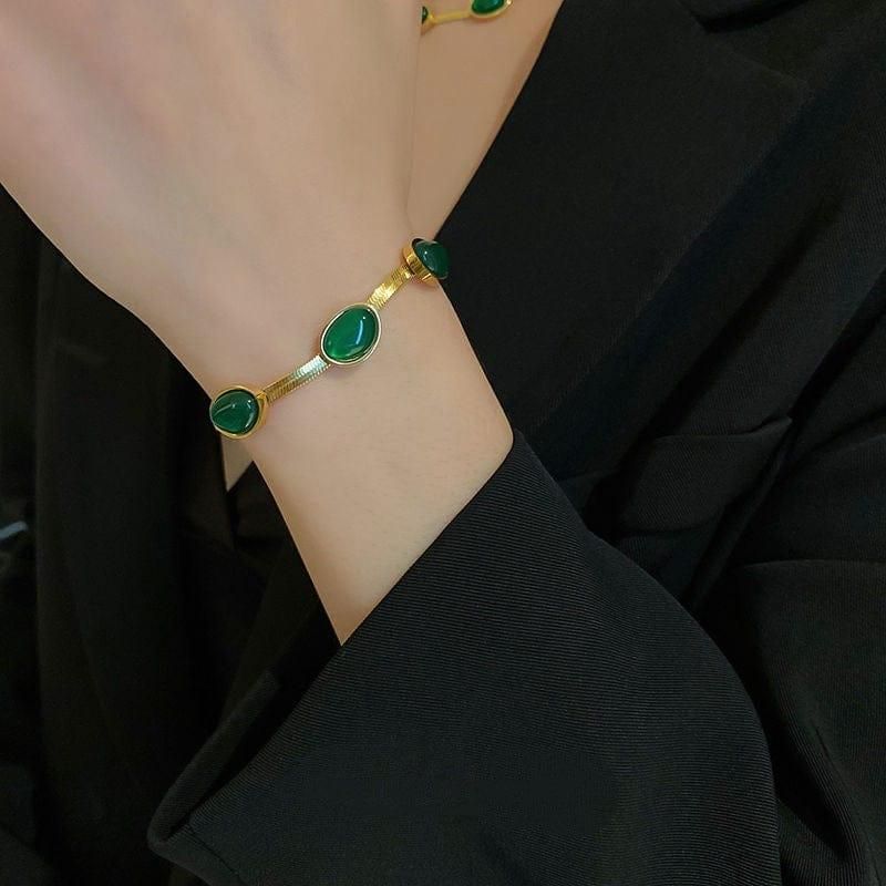 👉 Oval Green Crystal Pendant Necklace & Bracelet Set